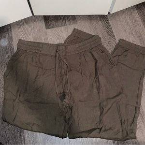 Aritzia Joggers